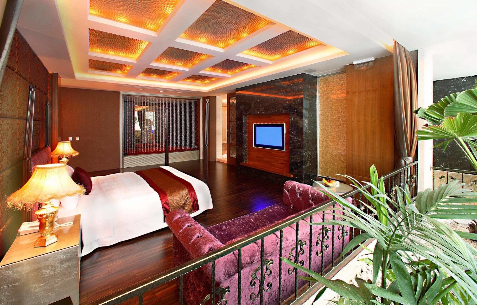 Changhua Laurel Boutique Motel Exterior photo